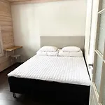 וילה Hietavilla Aurora - Hot Tube - Sauna - Fireplace - 11kw Ev-refuel - Landscape View - Silence - Free Wifi רוקה